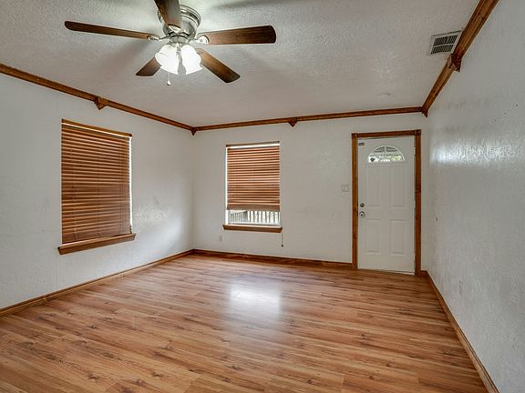5th image of 2904 Pennsylvania Rd