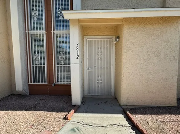 3812 Fitzpatrick Dr, Las Vegas, NV 89115