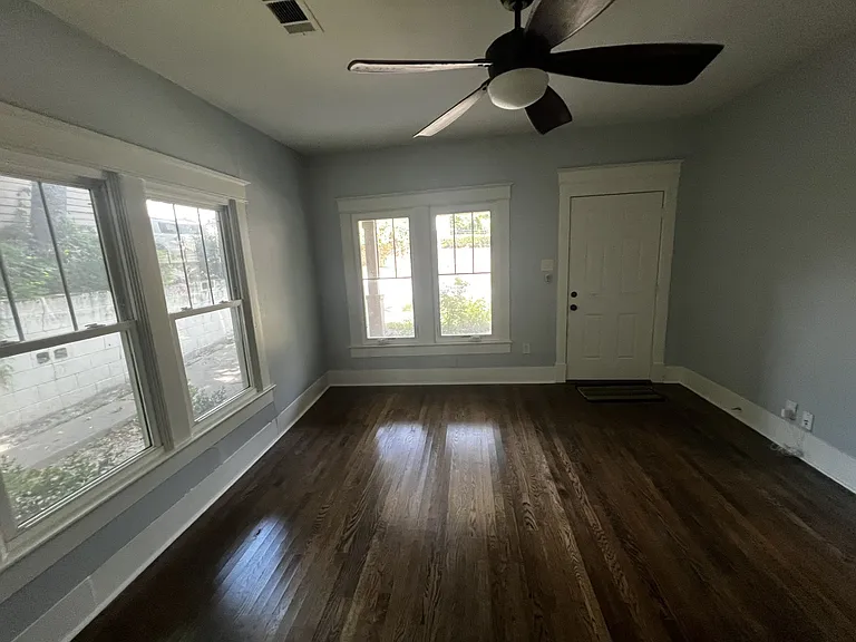 410 Rose St — Photo 6