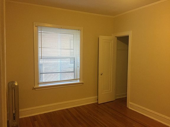 2nd image of 2125 Oak Park Ave APT F1
