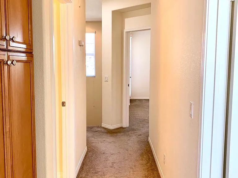 142 Principia Ct — Photo 16