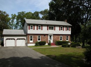 6 Fieldstone Rd, Putnam Valley, NY 10579