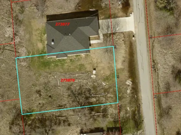 1081 Pearl Harbor St, Tool, TX 75143