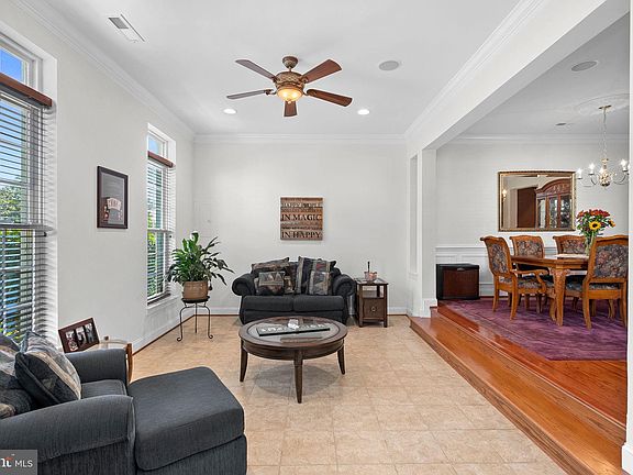 5th image of 42469 Greenside Dr