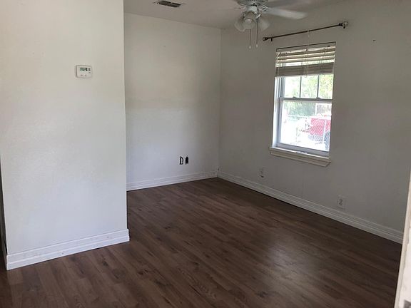 4th image of 513 N Kansas Ave