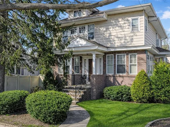 247 Guyon Ave, Staten Island, NY 10306