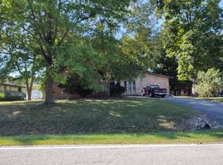 3611 Kingsway Dr, Crown Point, IN 46307