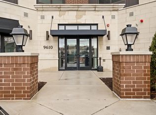9610 N Centennial Dr #205, Munster, IN 46321