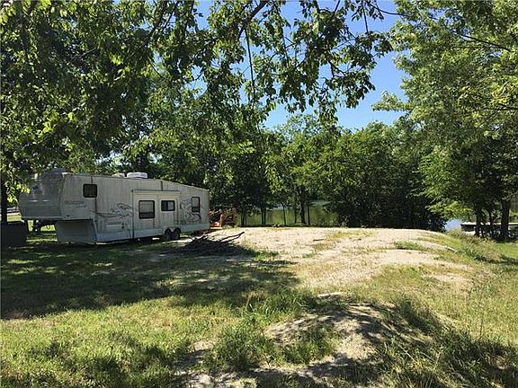 5th image of 49 Camp Fire Dr