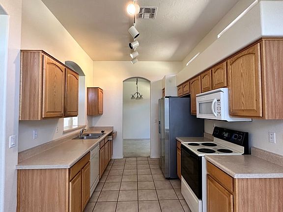 4th image of 9567 E Briana Ln