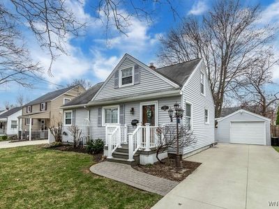 601 81st St, Niagara Falls, NY, 14304