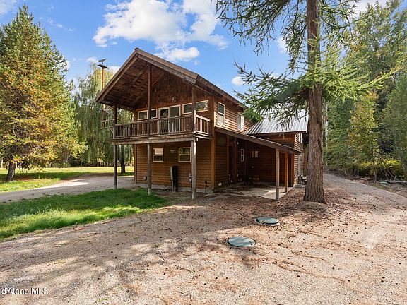 2nd image of 200 Mica Rd