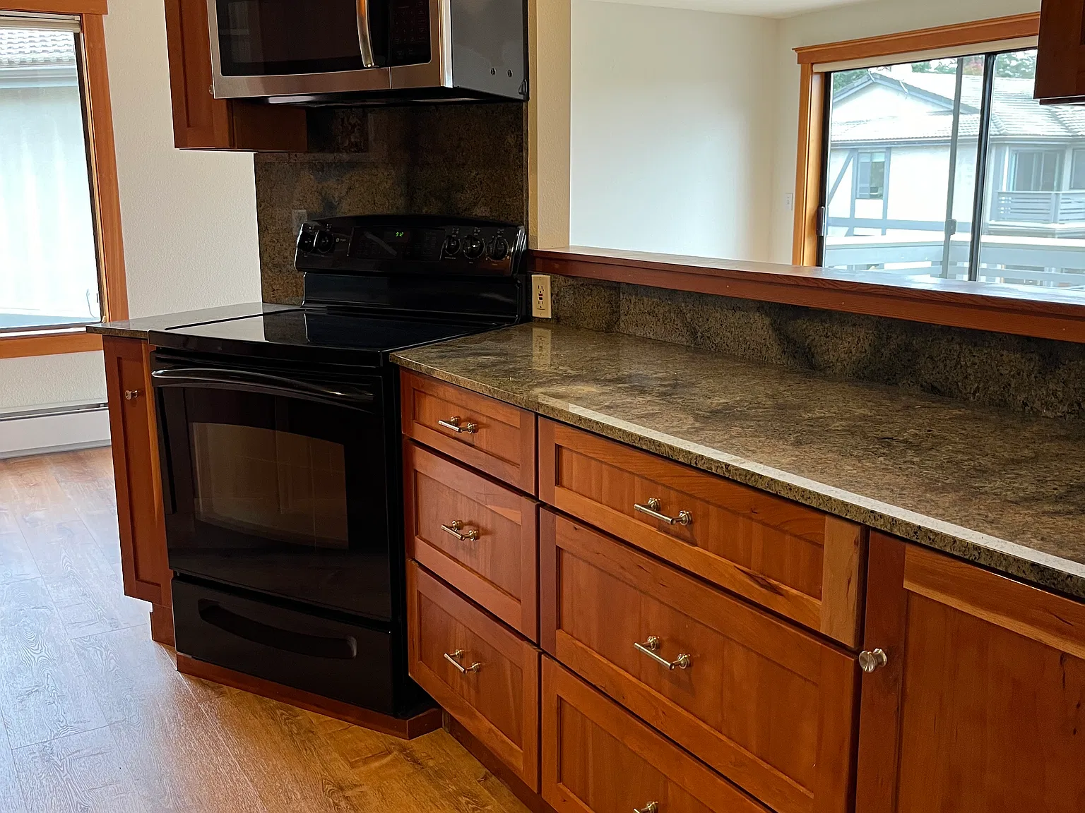 2 bed, 1200 sqft, $2,800 — Photo 4