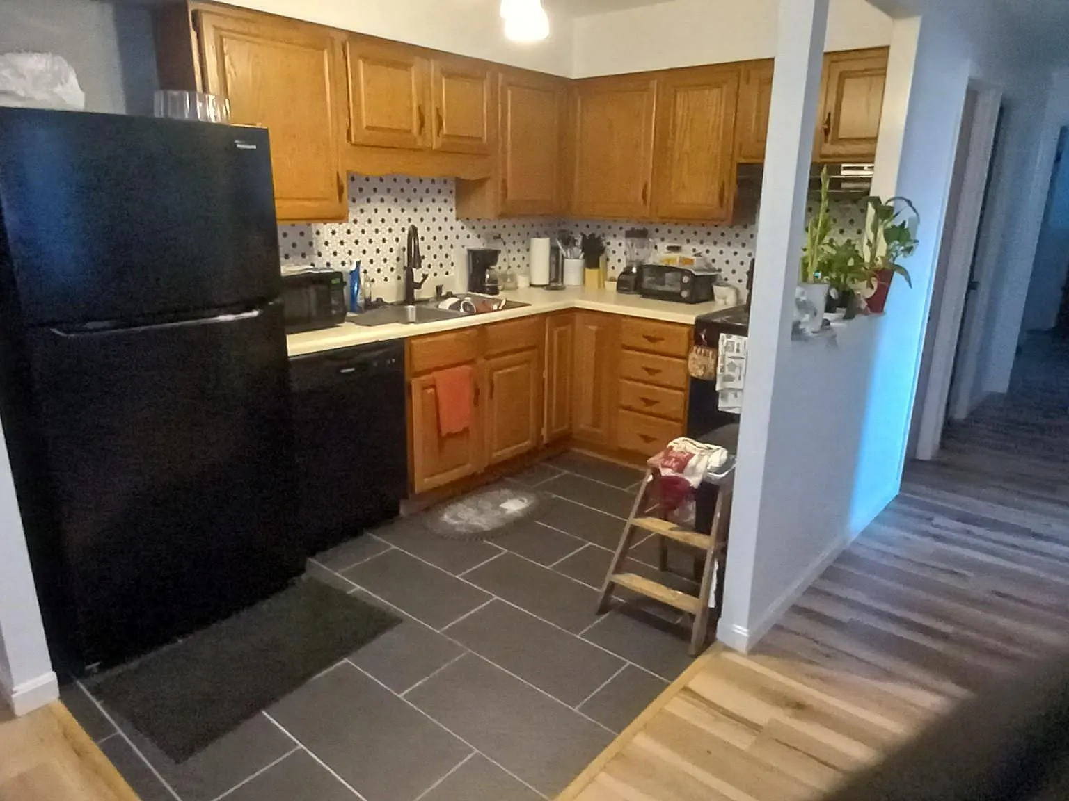 2 bed, 900 sqft, $1,500 — Photo 2