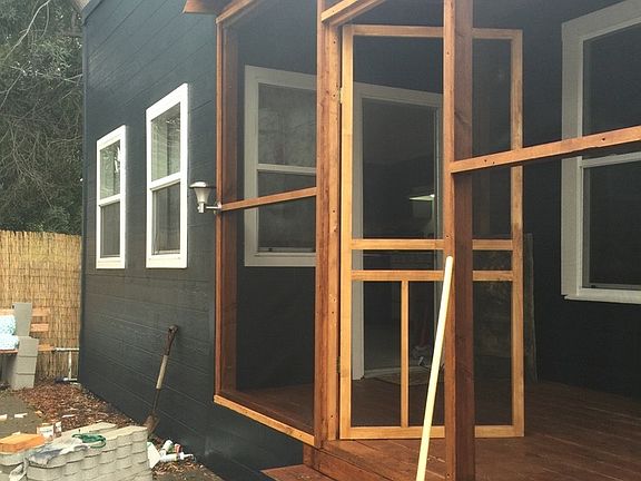 2nd image of 1011 Sacramento St