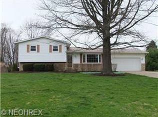 13561 Iris Ave NW, Mogadore, OH
