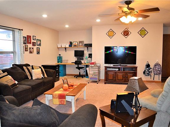 3rd image of 1404 Pheasant Run Ct