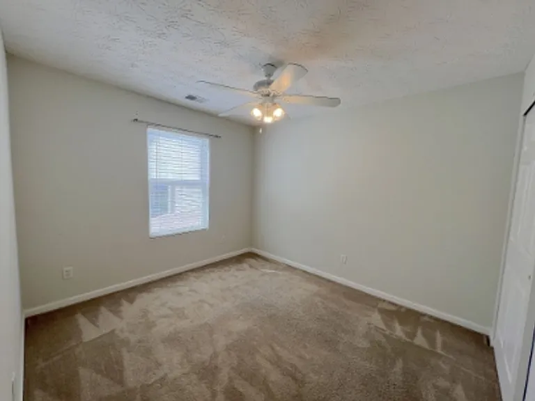 158 Ellis Dr — Photo 7