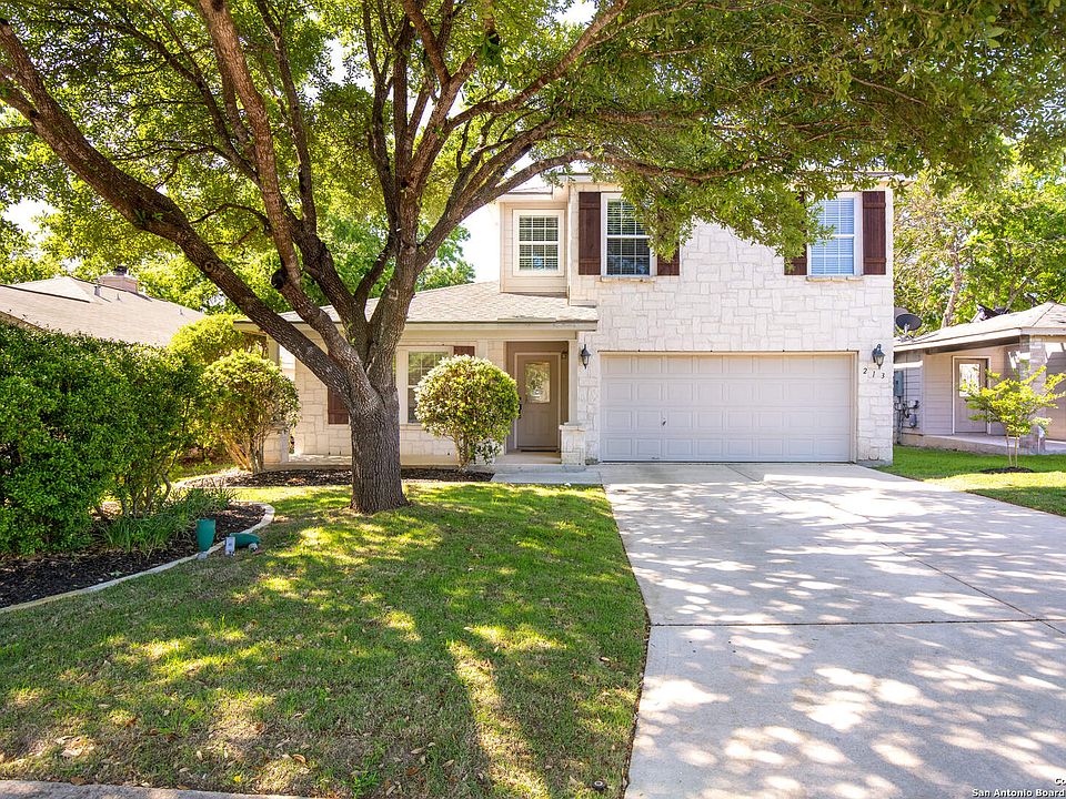 1st image of 213 SOPHIA CIR