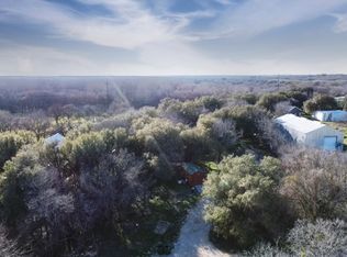 1090 Sterling Ln, Azle, TX 76020