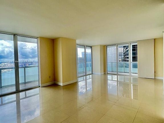 4th image of 50 Biscayne Blvd APT 3410
