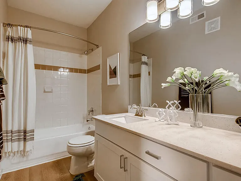 Parkfield Apartment Homes — Photo 8