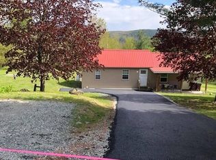 118 Phillips Rd, Valley Falls, NY 12185