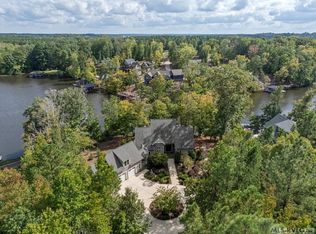 86 Waterlyn Dr, Ebony, VA 23845