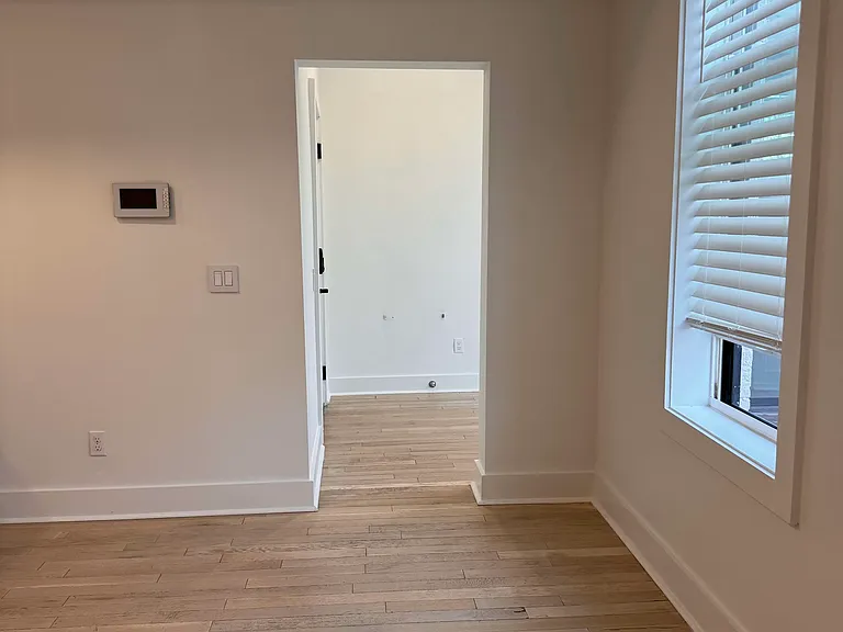 95 Troup St #5 — Photo 6