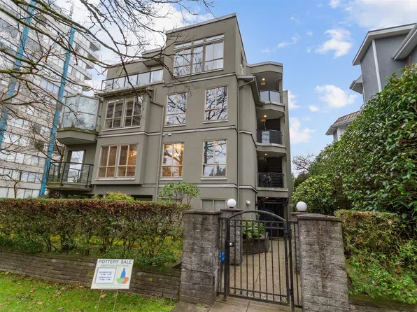4688 W 10th Ave #201, Vancouver, BC V6R 2J5