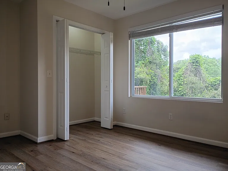 2063 Franklin Pkwy — Photo 12
