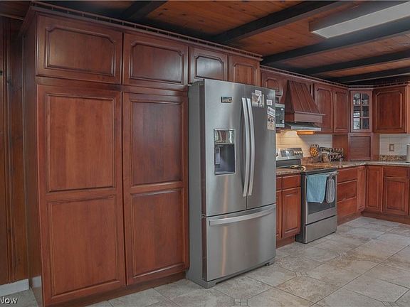 3rd image of 5615 Walnut St