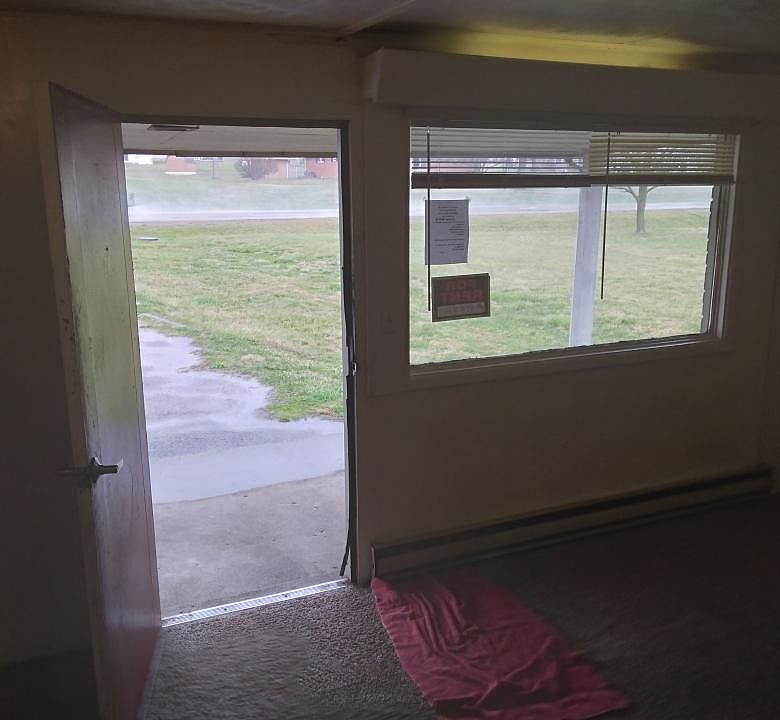 1st image of 3450 Maysville Pike #B-2