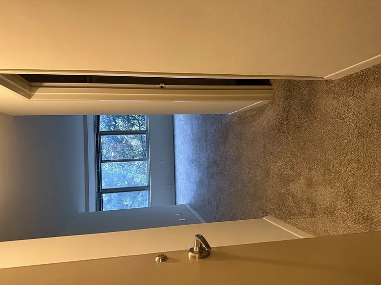 The 925 Apartments — Photo 42