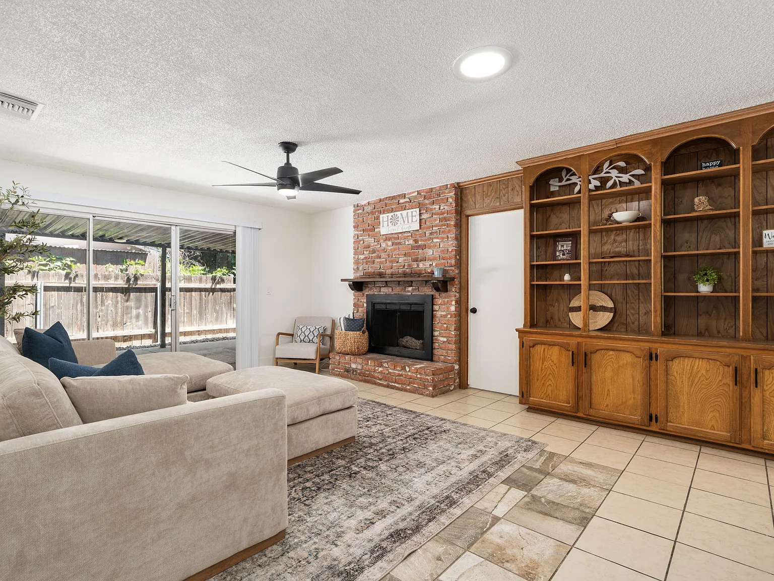 2342 S Sowell St — Photo 3