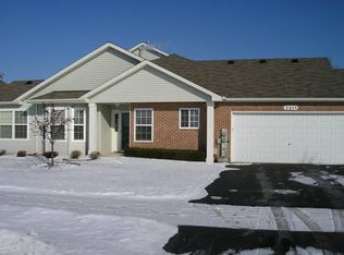 321 Capitol Dr UNIT A, Sugar Grove, IL 60554