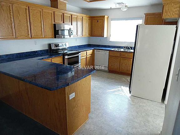 4th image of 40 W Wilson Rd