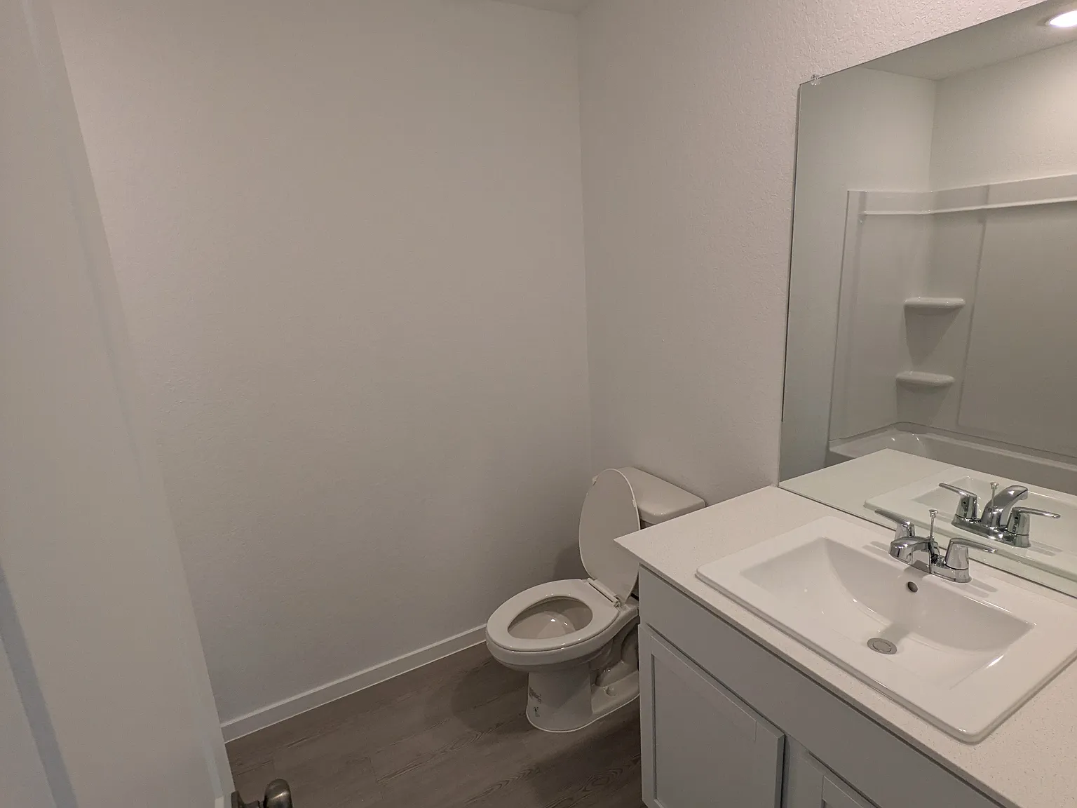 4 bed, 1692 sqft, $1,881 — Photo 2