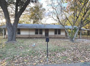 304 Hughes Ave, Daingerfield, TX 75638