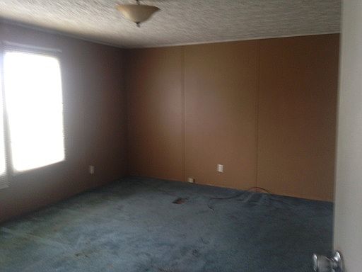 4th image of 8693 Tubrose Ct NE