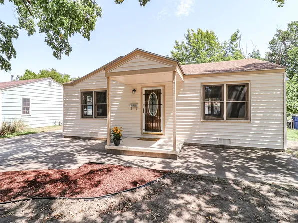 2418 N Hood Ave, Wichita, KS 67204