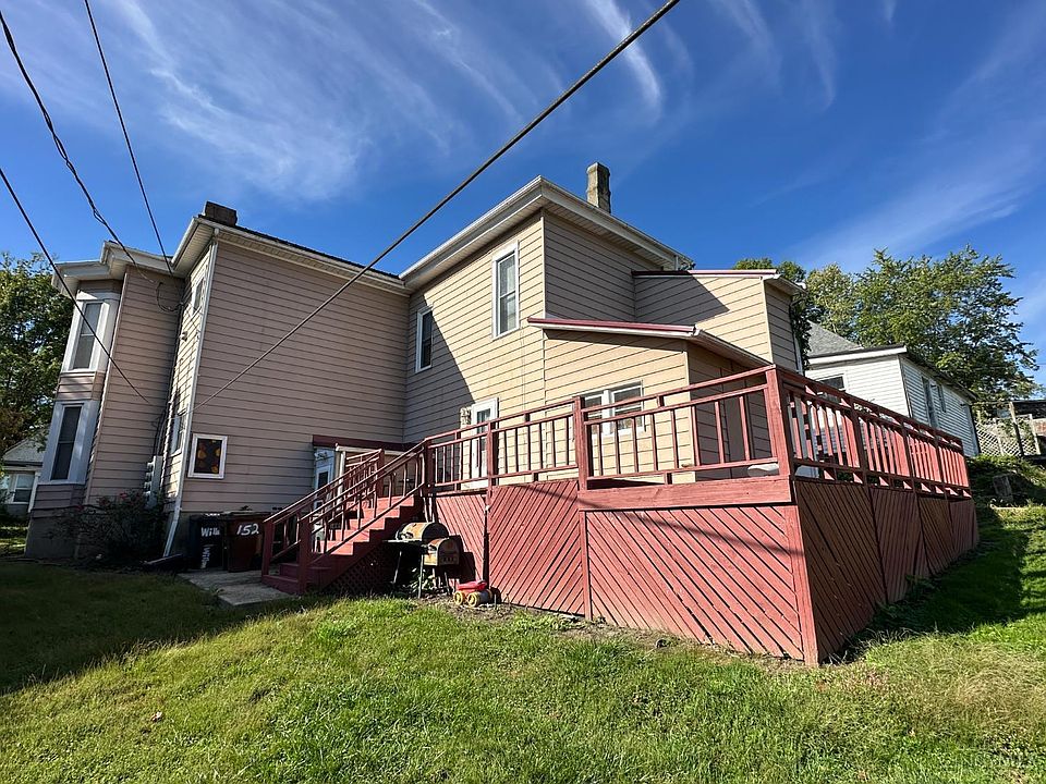 2nd image of 152 Willow St