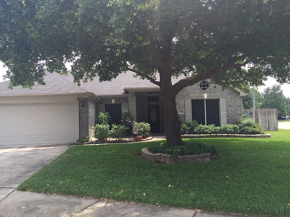1st image of 13902 Fair Glade Ct