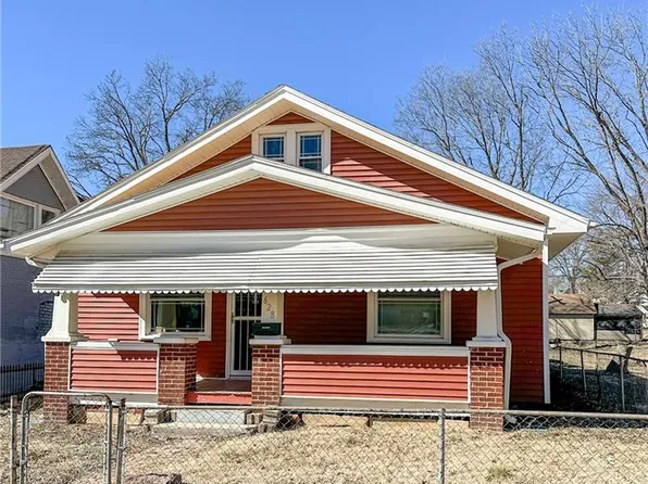 628 S 19th St, Saint Joseph, MO 64507