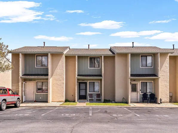 120 Bonnie Ln, Panama City Beach, FL 32407