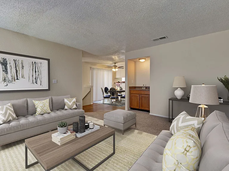 Valley Creek Apartments — Photo 9
