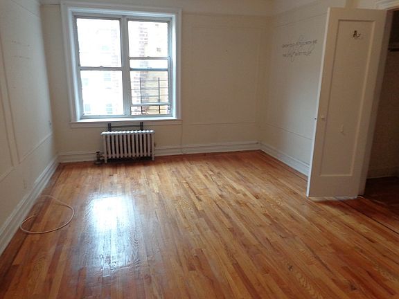 3rd image of 74 Gatling Pl APT 6F