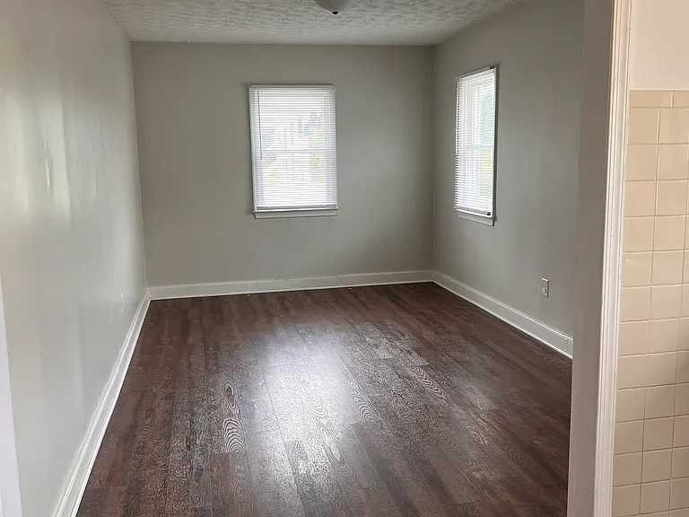 11770 Charles St — Photo 11