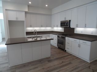 122 Leafy Twig, Irvine, CA 92618