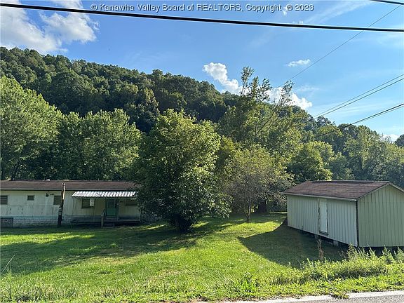 2nd image of 265 Hill Valley Dr
